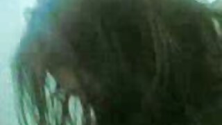 Stoute blonde Elaina ...
